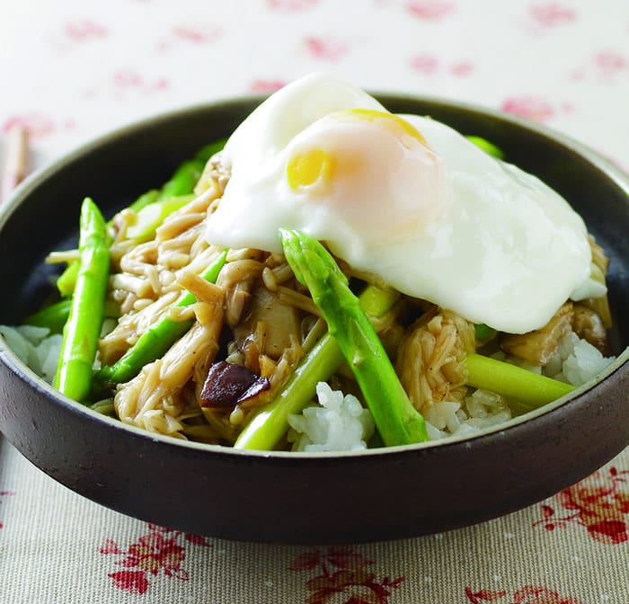 食谱:水波芦笋盖饭