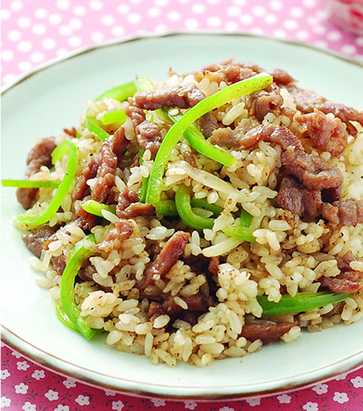 食谱:青椒牛肉炒饭(3)