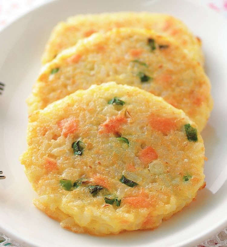 食谱:鲑鱼米饭煎饼