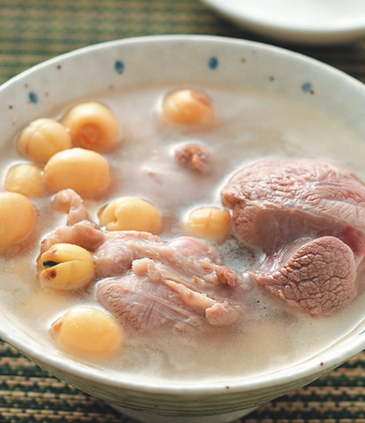 食谱:莲子瘦肉汤